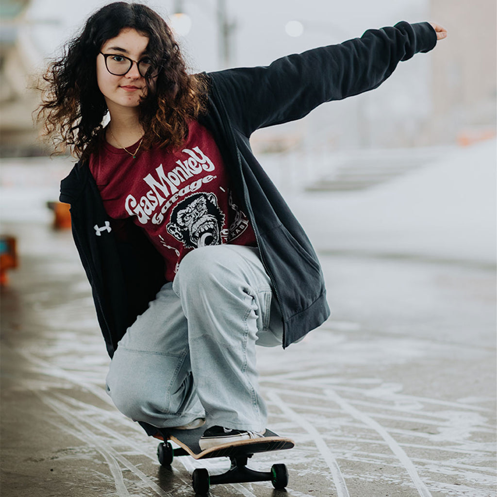 femme sur un skate walkley